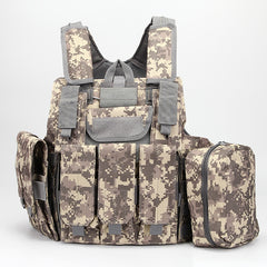 Outdoor camouflage multifunctional tactical vest